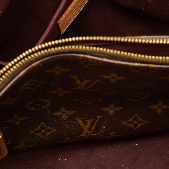 LOUIS VUITTON Monogram Canvas Montaigne MM Bag - Picture 7 of 8